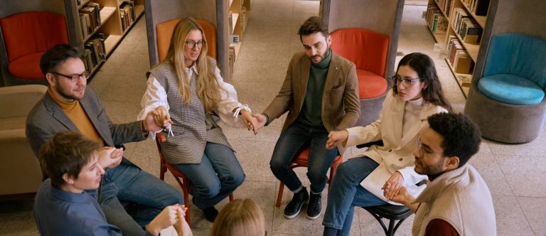 "Supervision für soziale Unternehmen"
"Teamcoaching für Non-Profit-Organisationen"
"Coaching für soziale Unternehmer"
"Workshops für soziale